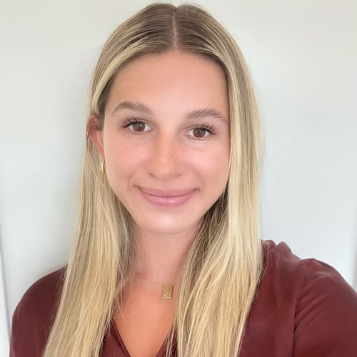Headshot of Carly Rainey, LMHC