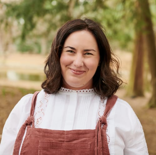 Headshot of Ashley Bregman, LCSW