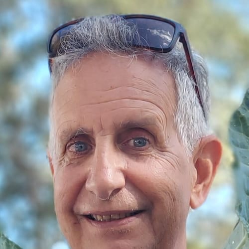 Headshot of Robert Ryan, LMHC