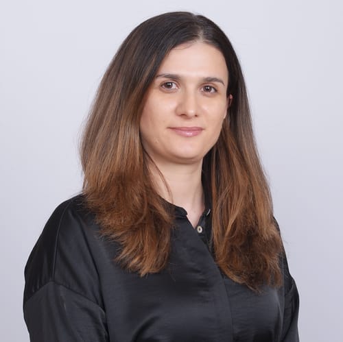 Headshot of Gayane Sardaryan, LCSW