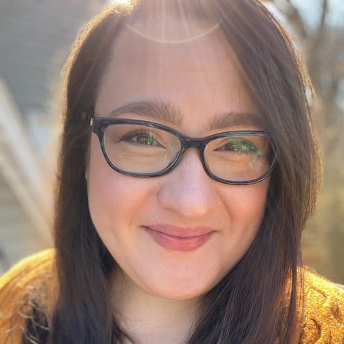 Headshot of Dana Risteska, LCSW