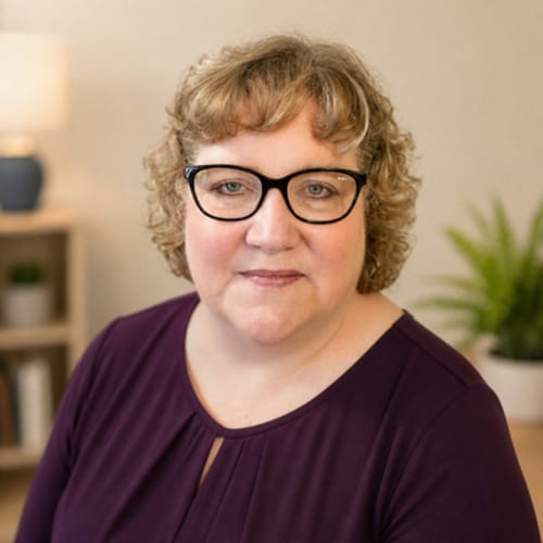 Headshot of Ann-Elizabeth Grabowski, LCSW