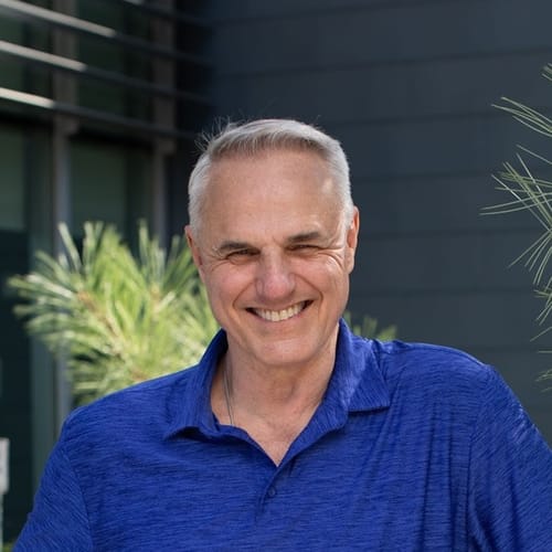 Headshot of Derek Hoxby, LMFT