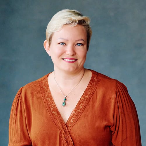 Headshot of Lauren McNamara, LCSW