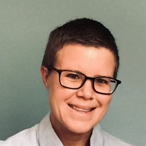 Headshot of Lyndsey Dussling, LCSW