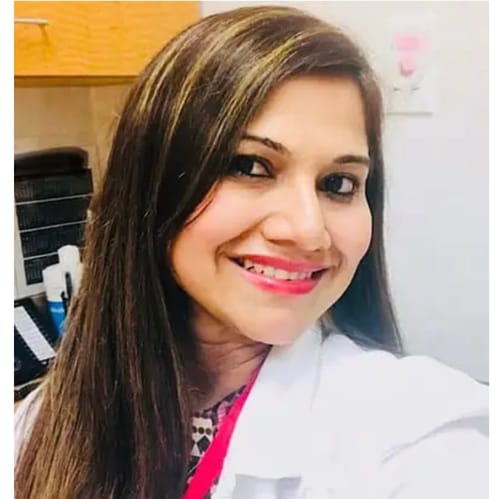 Headshot of Saleema Hirani, APN