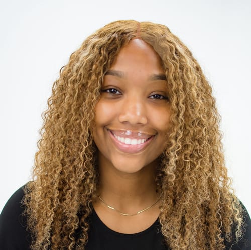 Headshot of Jazmine Thompson, LCSW