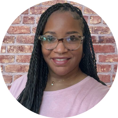 Headshot of Tennille Woodard Mitchell, LCSW