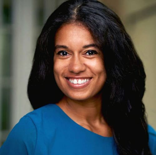 Headshot of Christina Martin, LICENSED_PSYCHOLOGIST