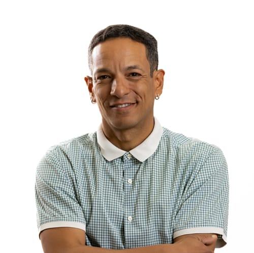 Headshot of Raul Vazquez Mestre, LCSW