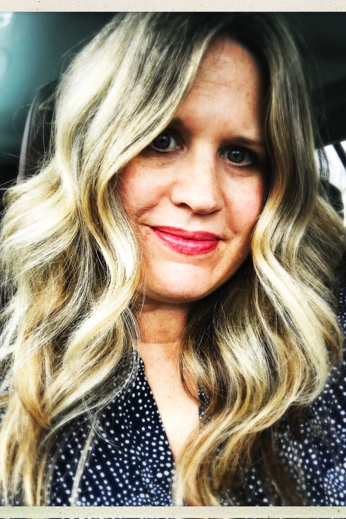 Headshot of Melanie Downs, LMHC