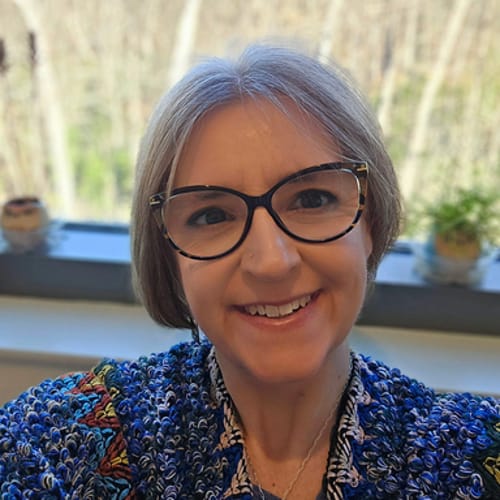 Headshot of Amy Johndro, LCSW