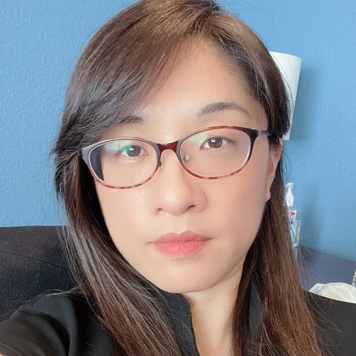 Headshot of Hui-Li Walker, LPC