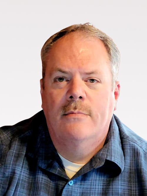 Headshot of Larry Bates, LPC