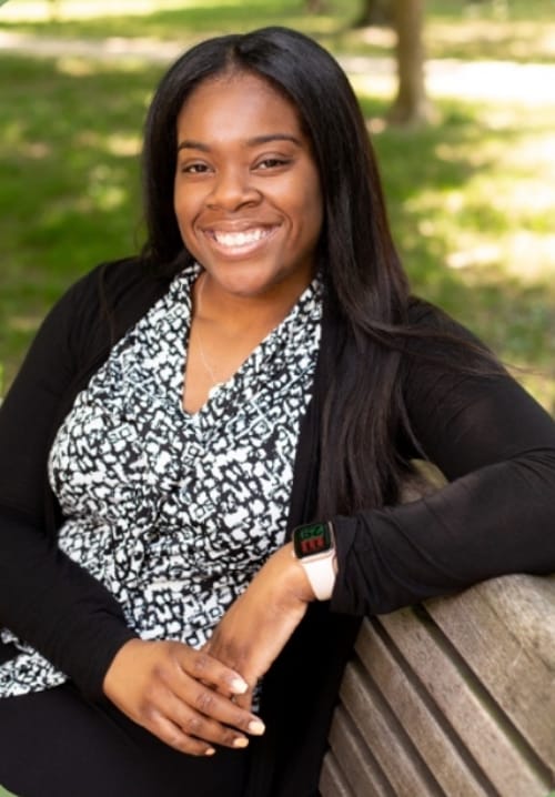 Headshot of Jasmine Baggett, LCSW
