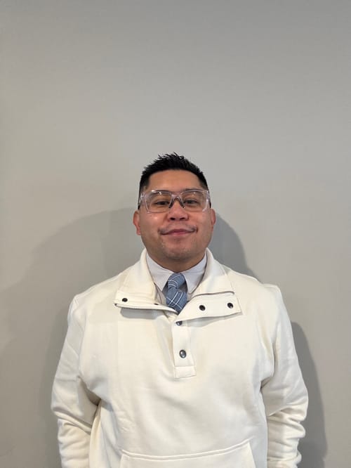 Headshot of Glen Lavarias, LPC