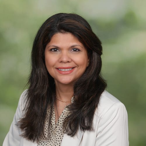 Headshot of Neelima Kurji, LPC