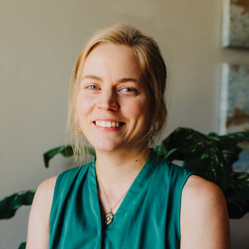 Headshot of Lindsey Braney, LPC
