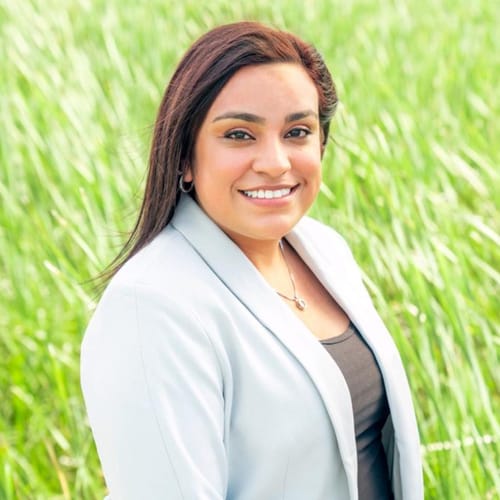 Headshot of Delores Garza, LPC