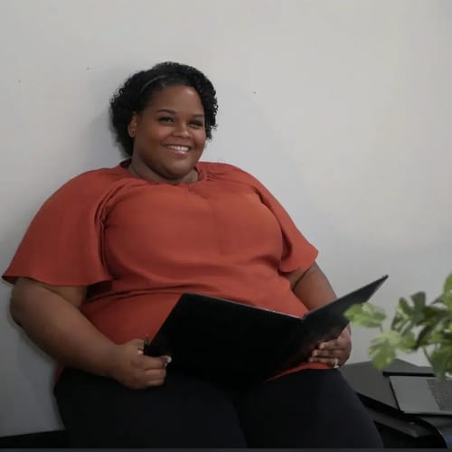 Headshot of Sherae Green, LMHC