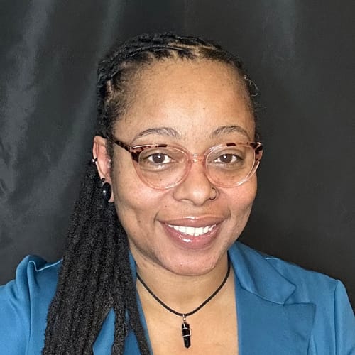 Headshot of Lisa Moffett, LCSW