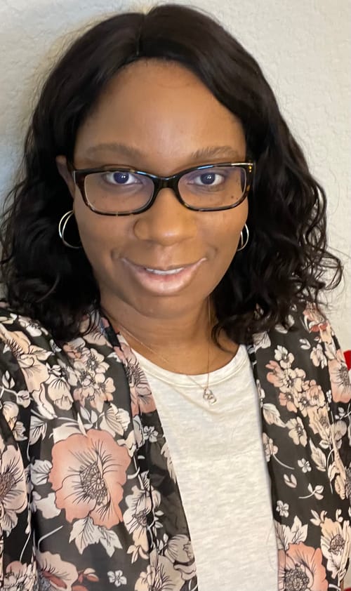 Headshot of Chioma Afulezi, LCSW