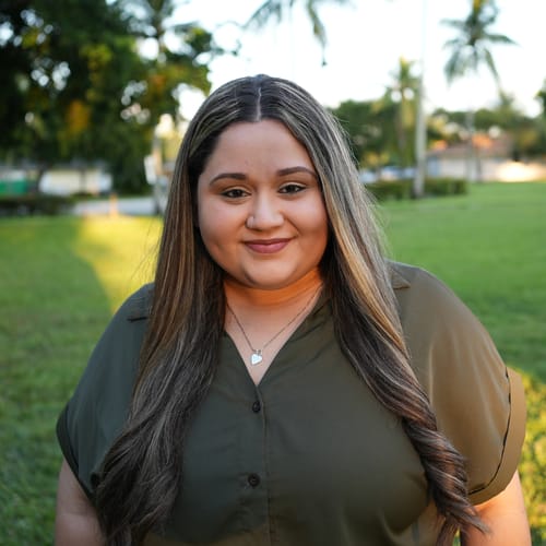 Headshot of Karla Paz, LCSW