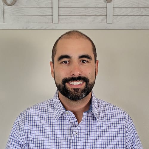 Headshot of Jorge Sandoval, LMFT
