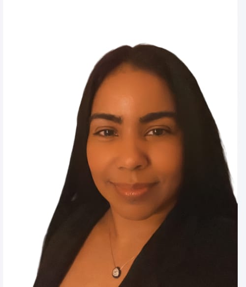 Headshot of Nadiuska Vasquez, LCSW