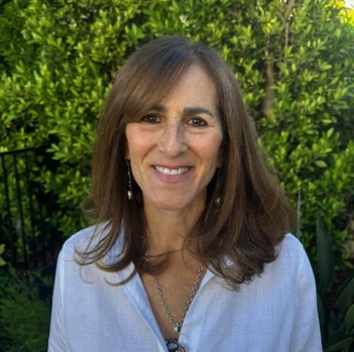 Headshot of Cynthia Edelstein, LMFT
