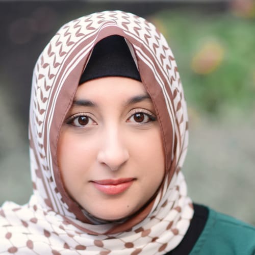 Headshot of Maham Tariq, LPC