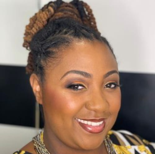 Headshot of Valentcia Cooper, LCSW