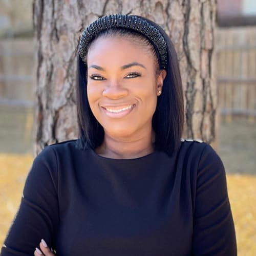 Headshot of Shavon Hall, LCSW