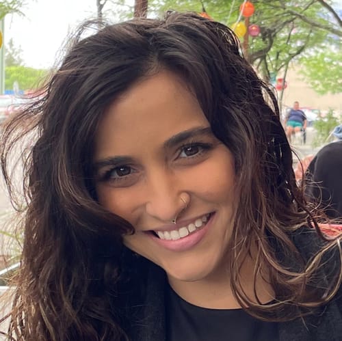 Headshot of Natalia Woodroffe Casiano, LICSW
