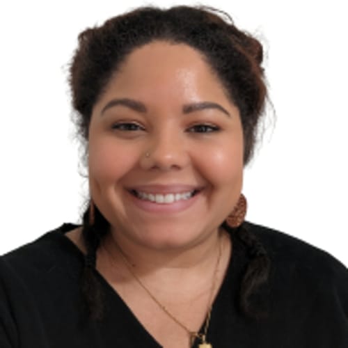 Headshot of Perla Lay, LCPC