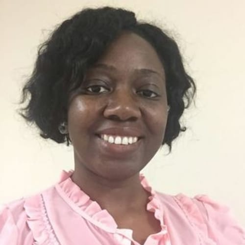 Headshot of Rashidat Akinsanya, APRN
