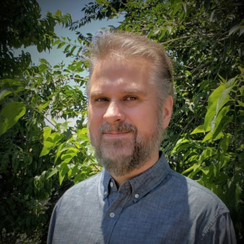 Headshot of Patrick Reeves, LMFT