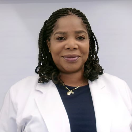 Headshot of Moni Somoye, APN