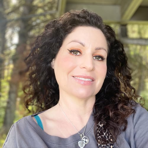 Headshot of Jennifer Whelan, APRN_CNP