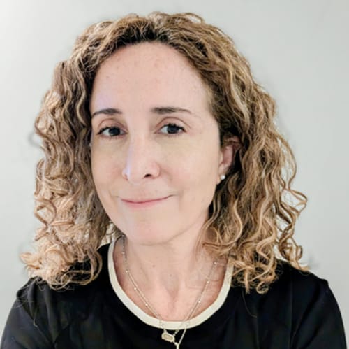 Headshot of Ana Budeguer, LMHC