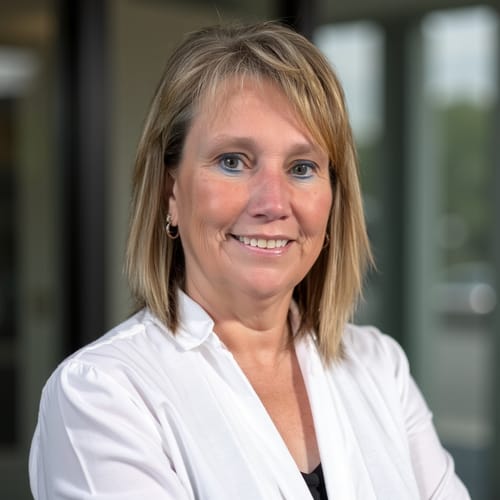 Headshot of Kristen Kirik, LCSW