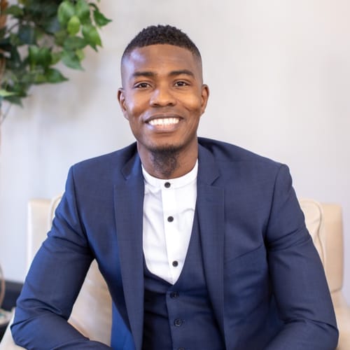 Headshot of Emmanuel Adjin, APRN