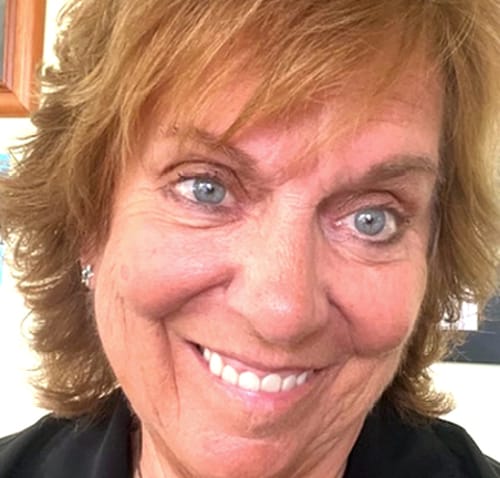 Headshot of Elizabeth Smith, LPCMH