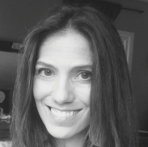 Headshot of Amber daSilva, LCSW