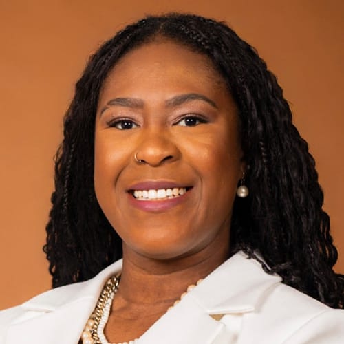 Headshot of Ori Onazi, LCPC