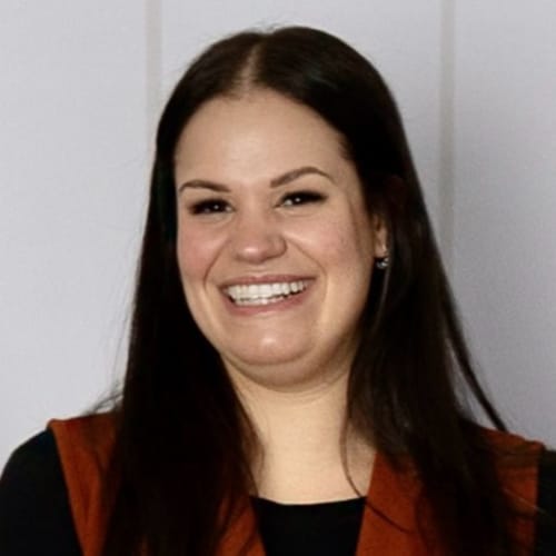 Headshot of Lyanne Ventura, LCSW