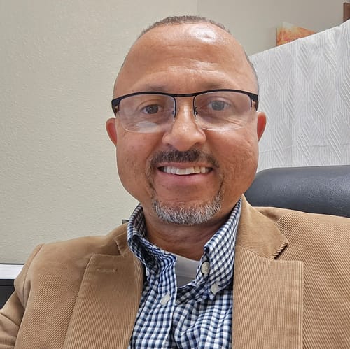 Headshot of Jorge Romero, LMFT
