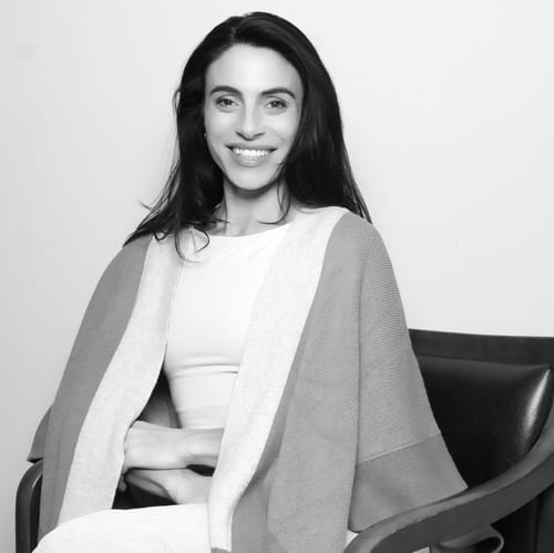 Headshot of Angela Palaian, LMFT