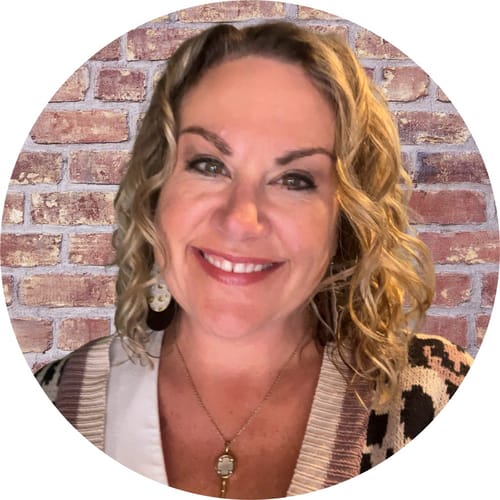 Headshot of Andrea Grace Hannon, LPC