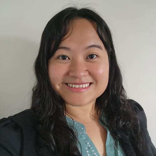 Headshot of Yen Hong, NP
